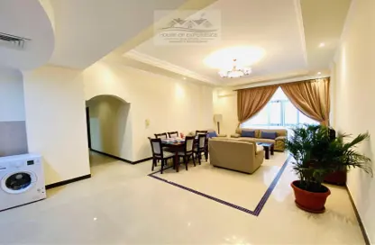 Living / Dining Room image for: Apartment - 3 Bedrooms - 3 Bathrooms for rent in Al Juffair - Capital Governorate, Image 1