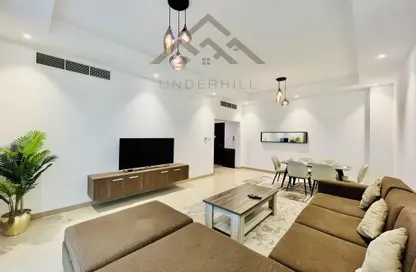 Apartment - 2 Bedrooms - 2 Bathrooms for rent in Al Juffair - Capital Governorate