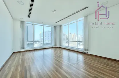Office Space - Studio - 2 Bathrooms for rent in Seef - Capital Governorate