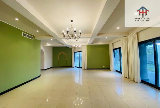 952644 - Property Image 2