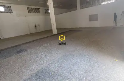مستودع - استوديو - 1 حمام للايجار في سترة - المحافظة الوسطى