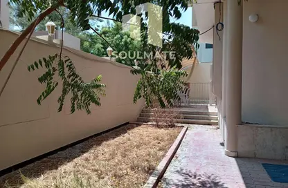 Villa - 4 Bedrooms - 4 Bathrooms for rent in Mahooz - Manama - Capital Governorate