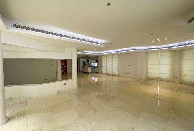954478 - Property Image 2