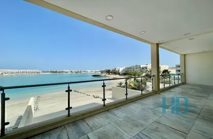 Villa - 7 Bedrooms for sale in Murjan - Amwaj Islands - Muharraq Governorate