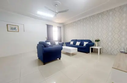Apartment - 2 Bedrooms - 2 Bathrooms for rent in Um Al Hasam - Manama - Capital Governorate