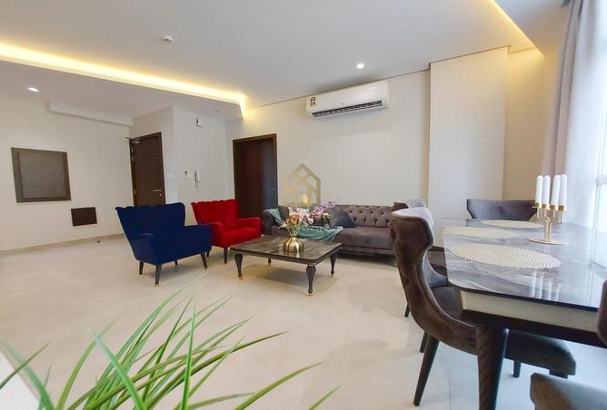 Apartment - 2 Bedrooms - 2 Bathrooms for rent in Mahooz - Manama - Capital Governorate