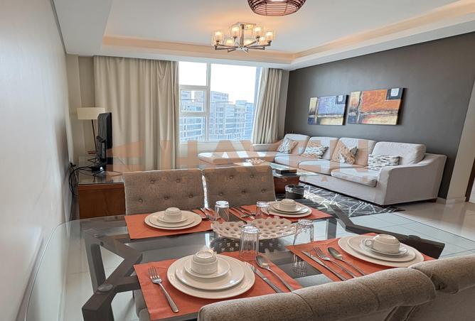 984602 - Property Image 2