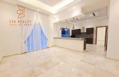 فيلا - 5 غرف نوم - 5 حمامات للايجار في الجنبية - المحافظة الشمالية