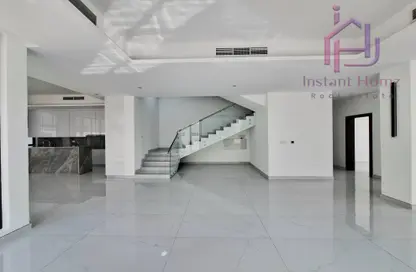 فيلا - 4 غرف نوم - 5 حمامات للايجار في الجنبية - المحافظة الشمالية