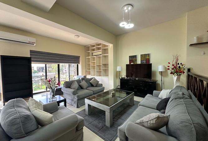 974744 - Property Image 2