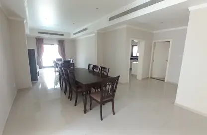 مجمع سكني - 3 غرف نوم - 2 حمامات للايجار في الجنبية - المحافظة الشمالية