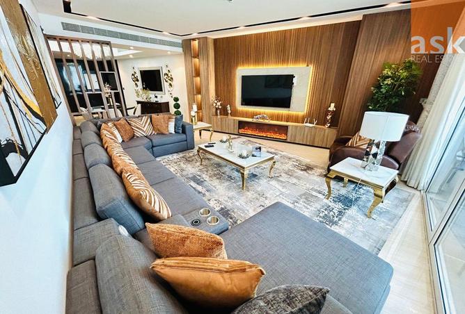 944173 - Property Image 2