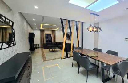 Apartment - 2 Bedrooms - 2 Bathrooms for rent in Busaiteen - Muharraq Governorate