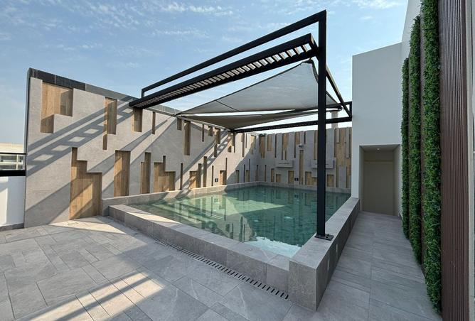 977687 - Property Image 2