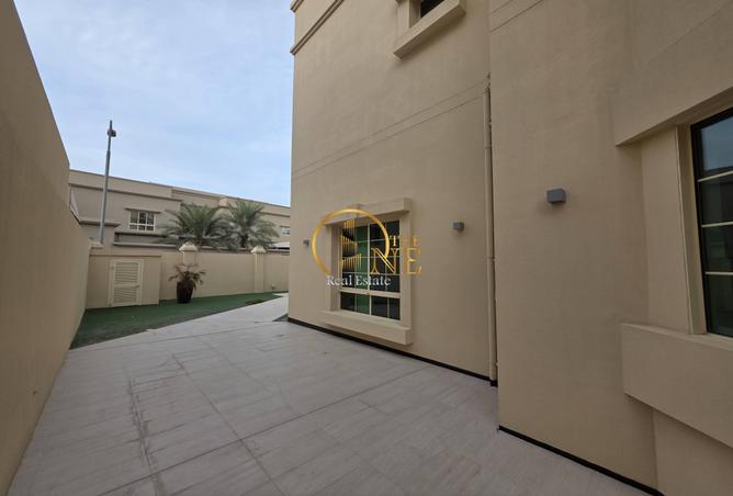 984219 - Property Image 3