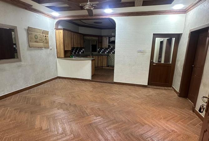 986182 - Property Main Image