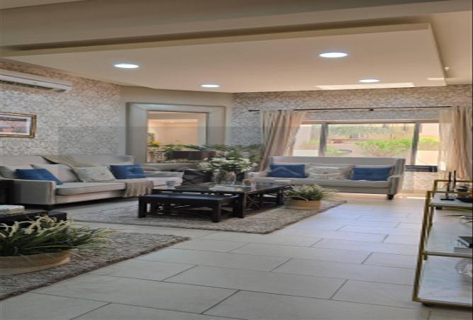 954080 - Property Image 2