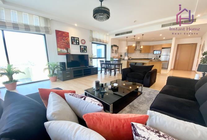 Apartment - 2 Bedrooms - 2 Bathrooms for sale in Sanabis - Manama - Capital Governorate