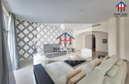 Apartment - 2 Bedrooms - 3 Bathrooms for rent in Karbabad - Manama - Capital Governorate