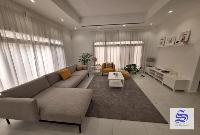 Villa - 4 Bedrooms - 5 Bathrooms for rent in Saar - Northern Governorate