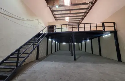 Warehouse - Studio - 1 Bathroom for rent in Hidd - Muharraq Governorate