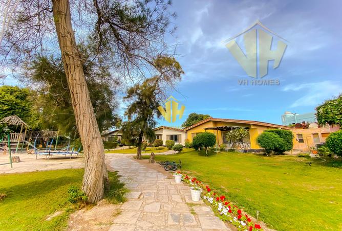 977747 - Property Image 2