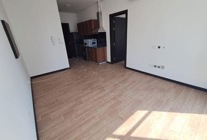 979220 - Property Image 2