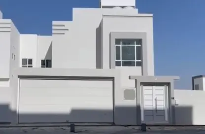 فيلا - 4 غرف نوم - 5 حمامات للبيع في مدينة حمد - المحافظة الشمالية