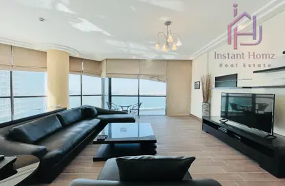 Apartment - 2 Bedrooms - 3 Bathrooms for rent in Al Juffair - Capital Governorate