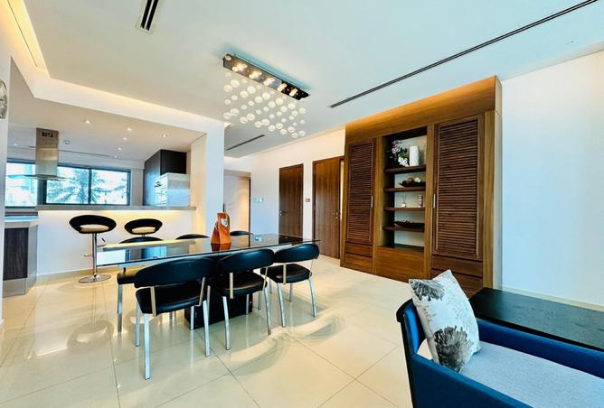 960912 - Property Image 2