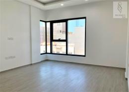Apartment - 2 bedrooms - 2 bathrooms for rent in Manama Souq - Manama - Capital Governorate