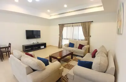 Apartment - 2 Bedrooms - 2 Bathrooms for rent in Al Burhama - Manama - Capital Governorate