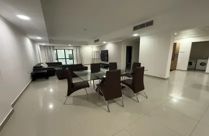 Apartment - 2 Bedrooms - 2 Bathrooms for rent in Seef - Capital Governorate