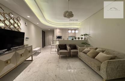 Apartment - Studio - 2 Bathrooms for rent in Bahrain Bay - Capital Governorate