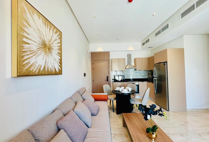 952385 - Property Image 2