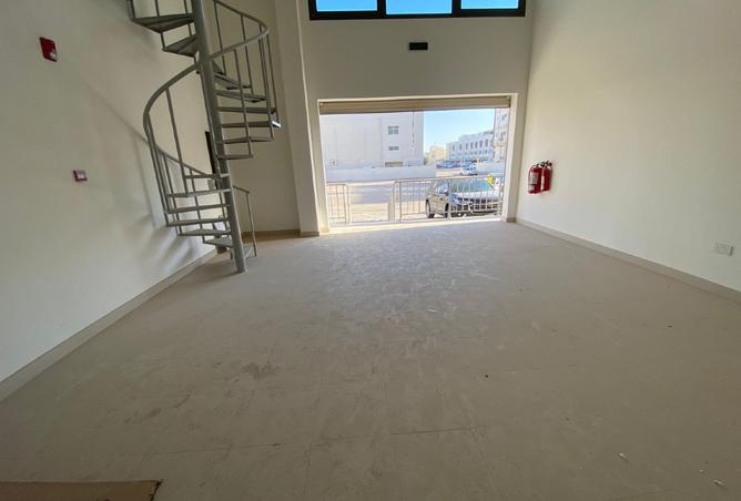 958366 - Property Image 2