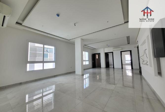 974675 - Property Image 2