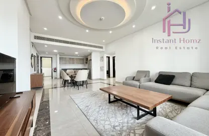 Apartment - 2 Bedrooms - 3 Bathrooms for rent in Al Juffair - Capital Governorate