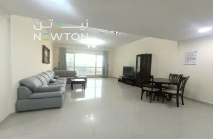 Apartment - 2 Bedrooms - 2 Bathrooms for rent in Al Juffair - Capital Governorate