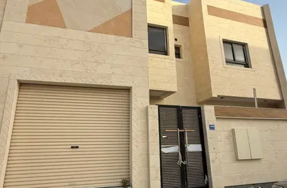 Villa - 5 Bedrooms - 6 Bathrooms for sale in Arad - Muharraq Governorate