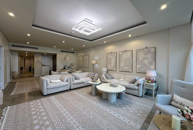 955275 - Property Image 2