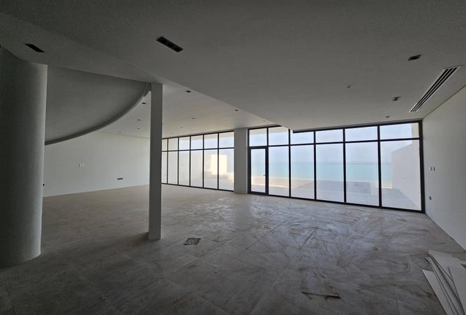 992066 - Property Image 2