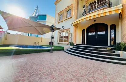 Villa - 5 Bedrooms - 7 Bathrooms for rent in Zinj - Manama - Capital Governorate