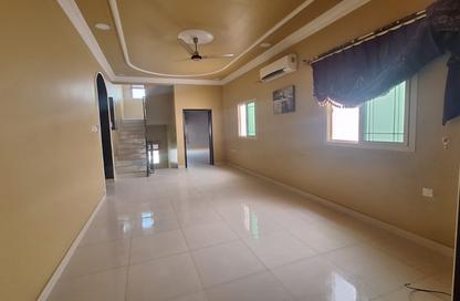 Villa - 7+ Bedrooms - 6 Bathrooms for rent in Galali - Muharraq Governorate