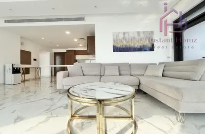 Apartment - 2 Bedrooms - 2 Bathrooms for rent in Al Juffair - Capital Governorate