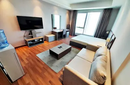 Apartment - Studio - 1 Bathroom for rent in Sanabis - Manama - Capital Governorate