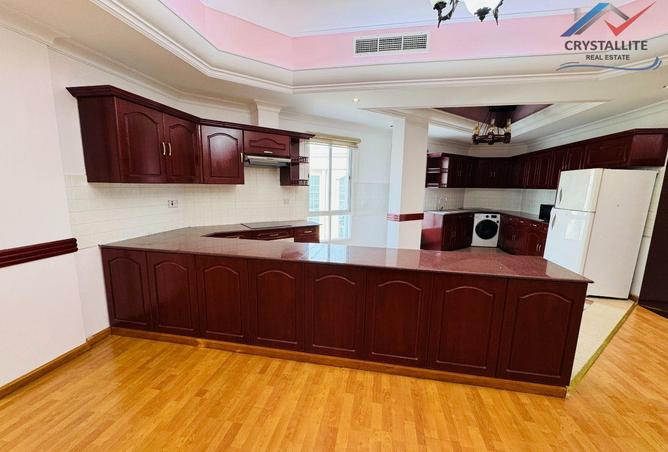 979949 - Property Image 2