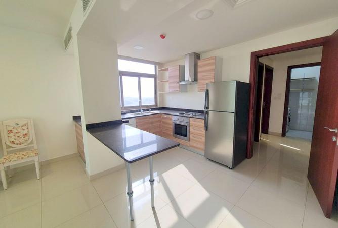 952341 - Property Image 2