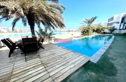 Pool image for: Villa - 4 Bedrooms - 5 Bathrooms for rent in Amwaj Avenue - Amwaj Islands - Muharraq Governorate, Image 1