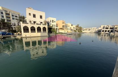 Villa - 3 Bedrooms - 3 Bathrooms for rent in Al Marsa Floating City - Amwaj Islands - Muharraq Governorate